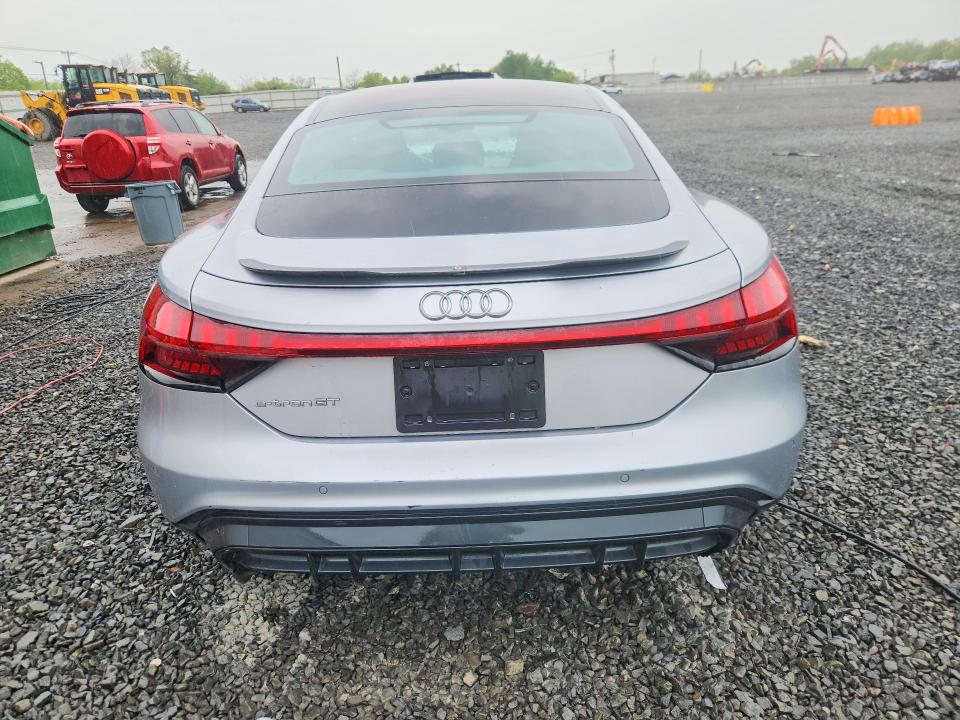 52685906 :رقم المزاد ، WAUFJBFW6R7003274 vin ، 2024 Audi E-tron Gt مزاد بيع