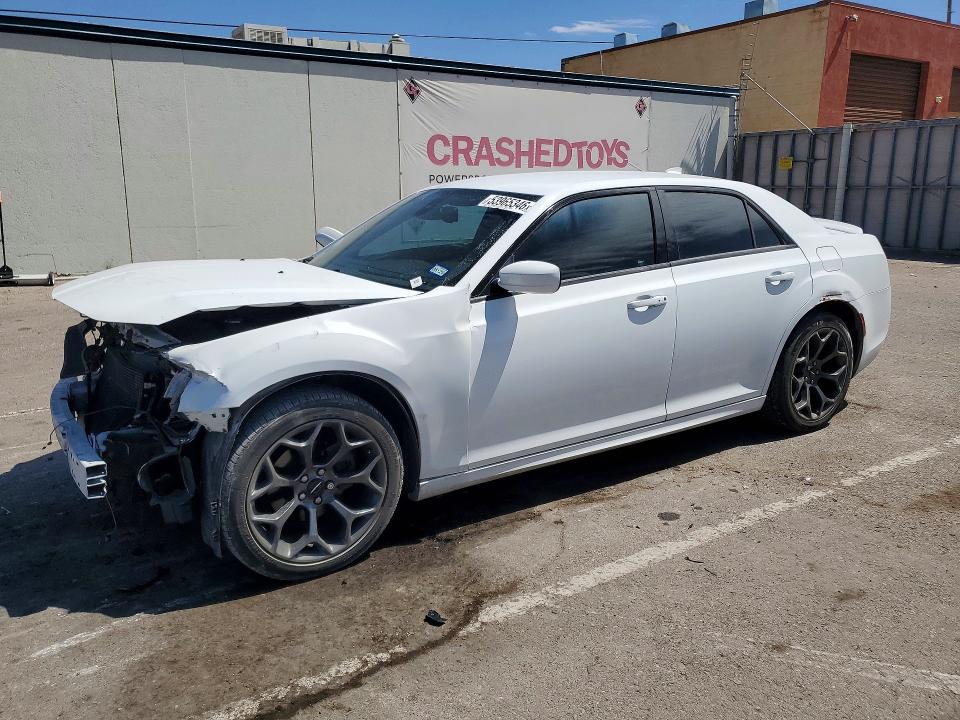 Продажа на аукционе авто 2018 Chrysler 300, vin: 2C3CCABG8JH191561, номер лота: 53965346