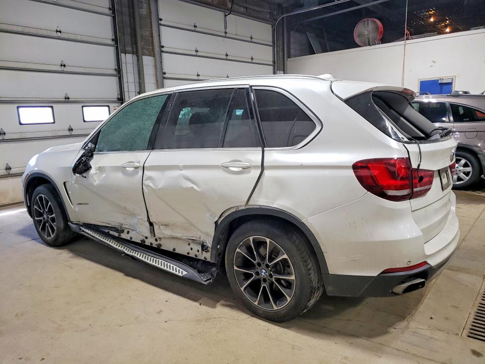53850496 :رقم المزاد ، 5UXKR0C58F0P07327 vin ، 2015 Bmw X5 مزاد بيع