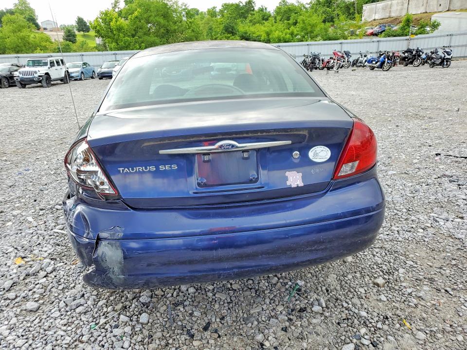 Auction sale of the 2001 Ford Taurus, vin: 1FAFP55U01G138439, lot number: 54989156