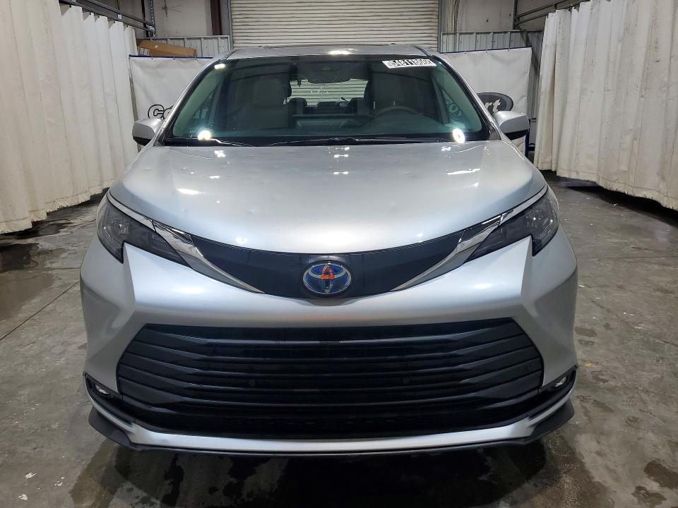 54811866 :رقم المزاد ، 5TDYRKEC1SS243923 vin ، 2025 Toyota Sienna مزاد بيع