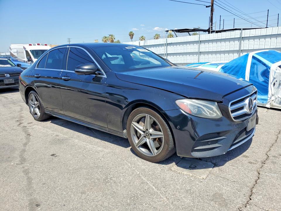52655946 :رقم المزاد ، WDDZF6JB3KA520284 vin ، 2019 Mercedes-benz E مزاد بيع