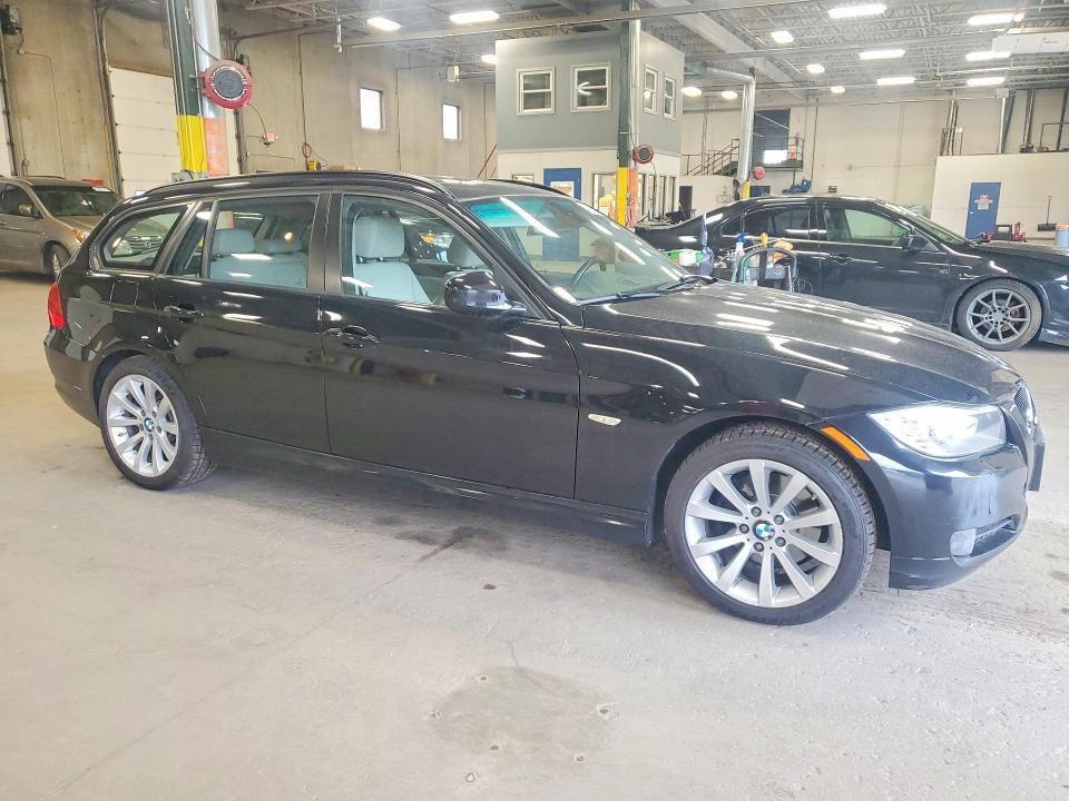 2012 Bmw 328 მანქანა იყიდება აუქციონზე, vin: WBAUU3C58CA543185, აუქციონის ნომერი: 53228116