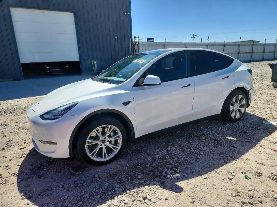 Auction sale of the 2022 Tesla Model Y, vin: 7SAYGAEEXNF518718, lot number: 53612466