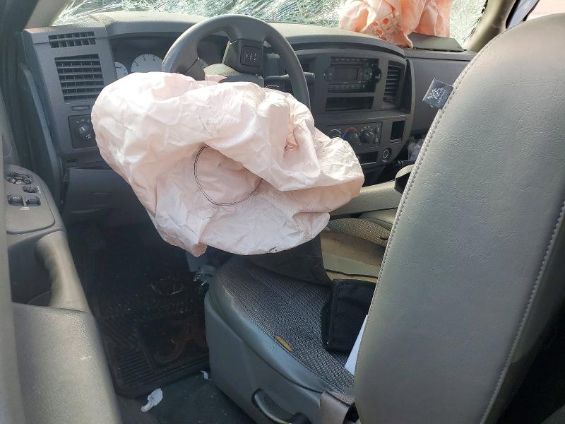 53381876 :رقم المزاد ، 1D7HA16K28J139590 vin ، 2008 Dodge Ram 1500 مزاد بيع
