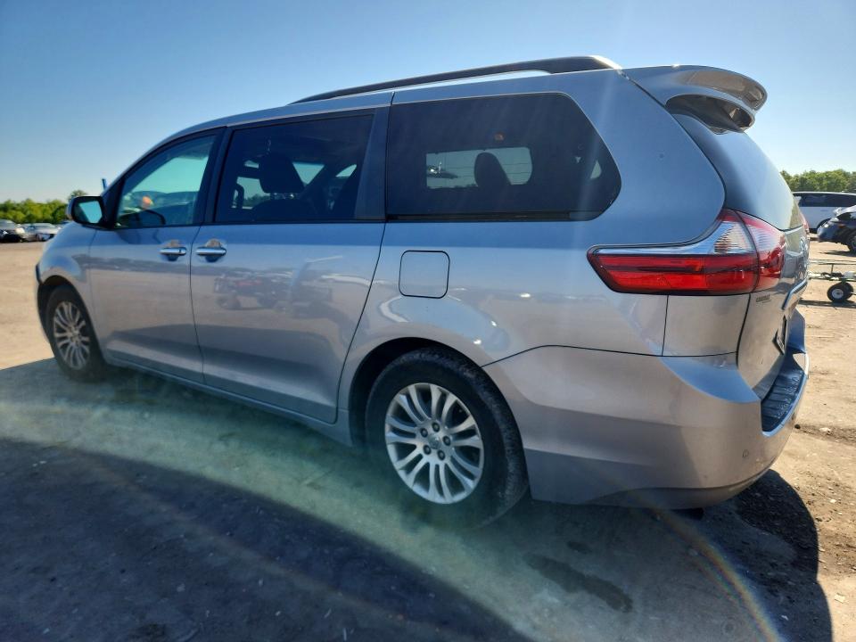 53195176 :رقم المزاد ، 5TDYK3DC6FS635877 vin ، 2015 Toyota Sienna مزاد بيع