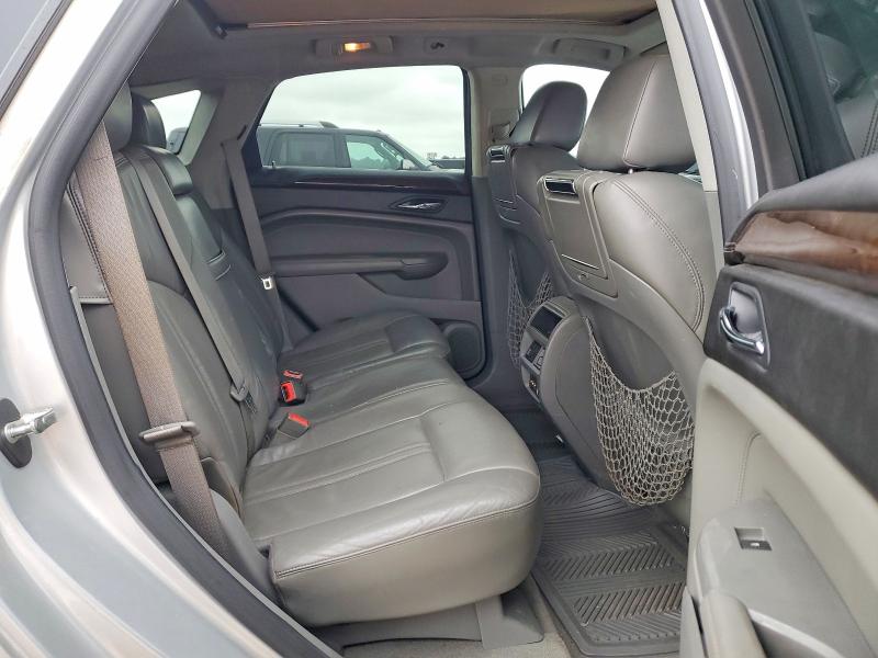 52200566 :رقم المزاد ، 3GYFNAEY2AS505428 vin ، 2010 Cadillac Srx مزاد بيع