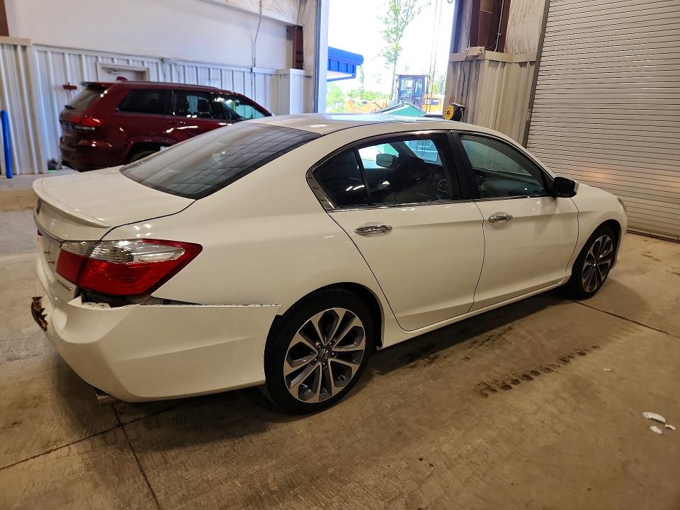Продажа на аукционе авто 2015 Honda Accord, vin: 1HGCR2F52FA224179, номер лота: 55429856