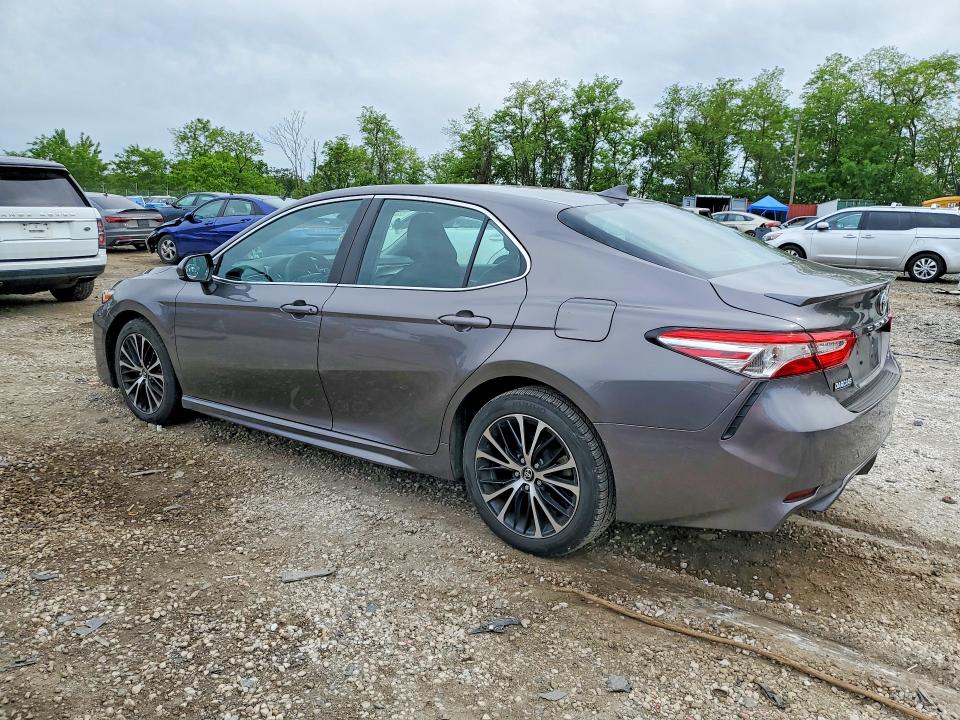 Продаж на аукціоні авто 2020 Toyota Camry, vin: 4T1G11AK0LU882751, номер лоту: 52835946