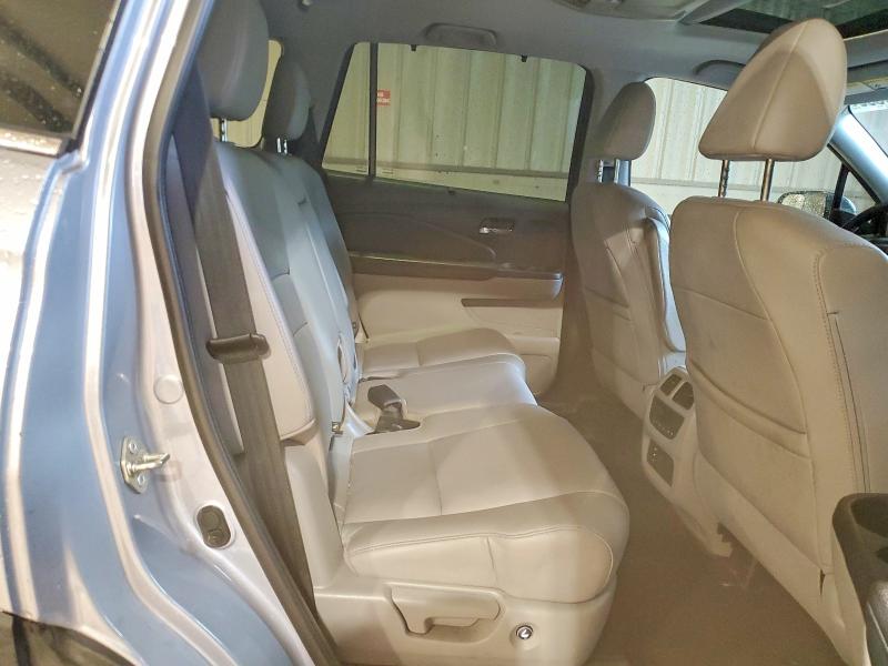 Продаж на аукціоні авто 2018 Honda Pilot, vin: 5FNYF6H90JB037088, номер лоту: 54998666