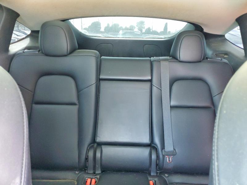 52530686 :رقم المزاد ، 7SAYGDEE9NF574991 vin ، 2022 Tesla Model Y مزاد بيع