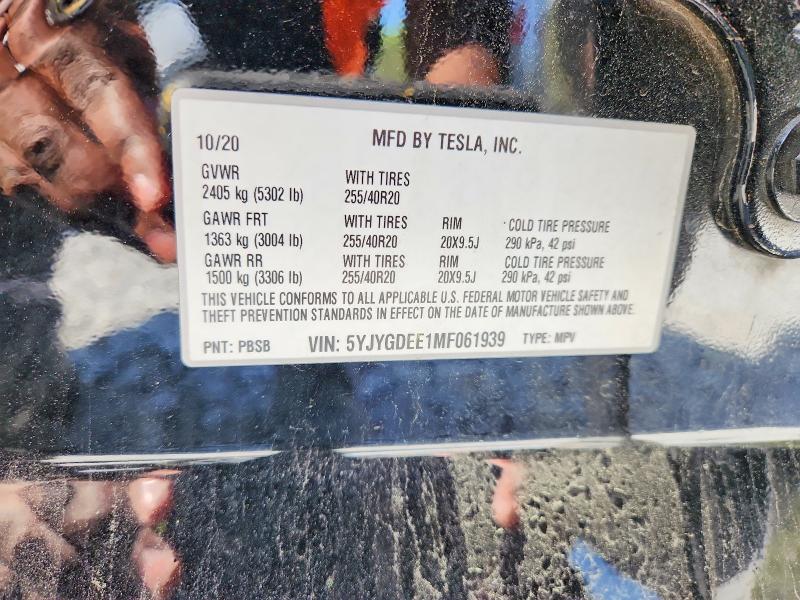 51991556 :رقم المزاد ، 5YJYGDEE1MF061939 vin ، 2021 Tesla Model Y مزاد بيع
