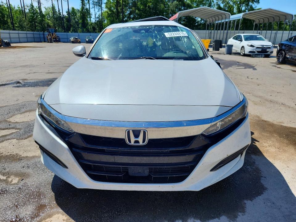 Продаж на аукціоні авто 2018 Honda Accord, vin: 1HGCV1F64JA013878, номер лоту: 52244416