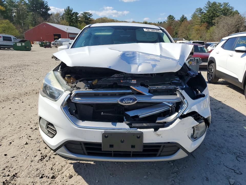 Продажа на аукционе авто 2017 Ford Escape, vin: 1FMCU9G95HUB72180, номер лота: 52180386