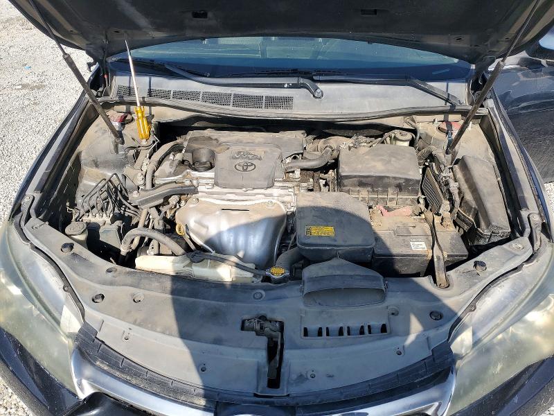 53401736 :رقم المزاد ، 4T1BF1FK4FU499761 vin ، 2015 Toyota Camry مزاد بيع