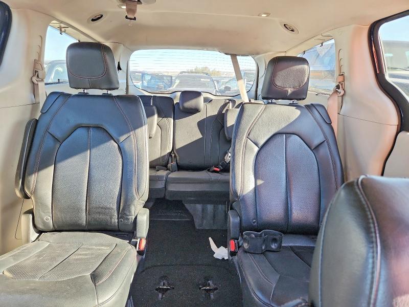 Продажа на аукционе авто 2018 Chrysler Pacifica, vin: 2C4RC1BG8JR357402, номер лота: 54492336