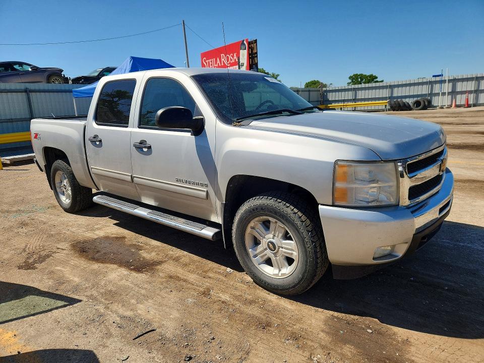 2011 Chevrolet Silverado მანქანა იყიდება აუქციონზე, vin: 3GCPKSE30BG287118, აუქციონის ნომერი: 53467156