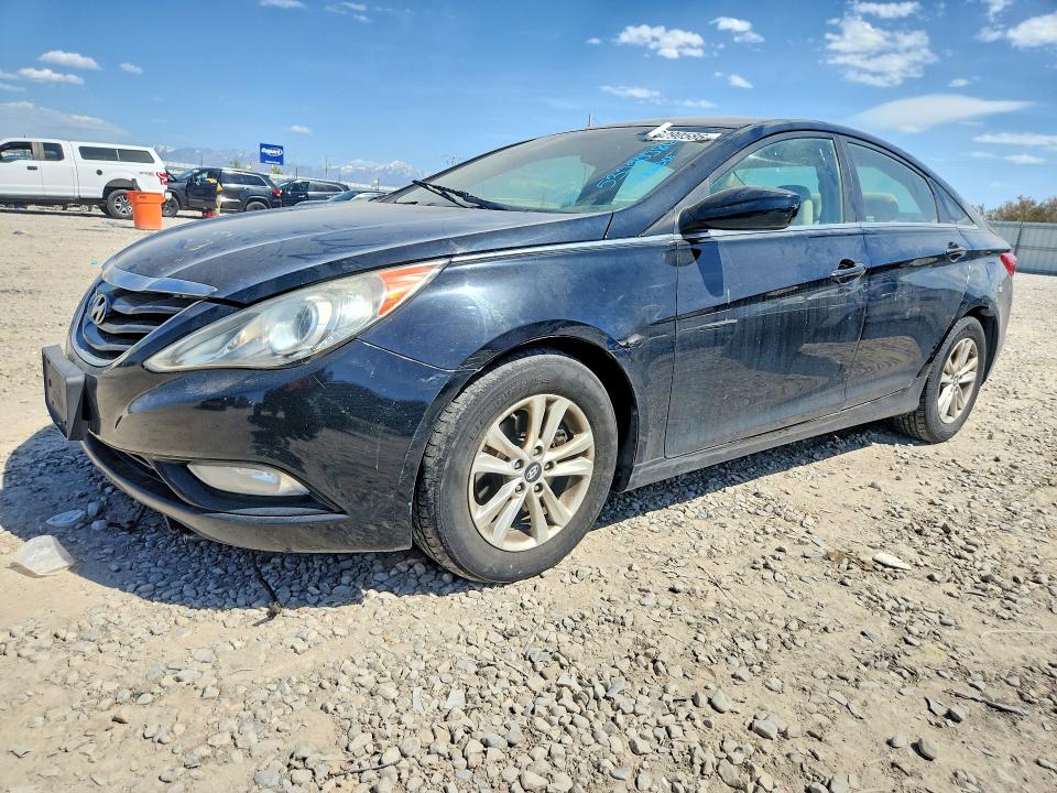 53290586 :رقم المزاد ، 5NPEB4AC3DH770752 vin ، 2013 Hyundai Sonata مزاد بيع