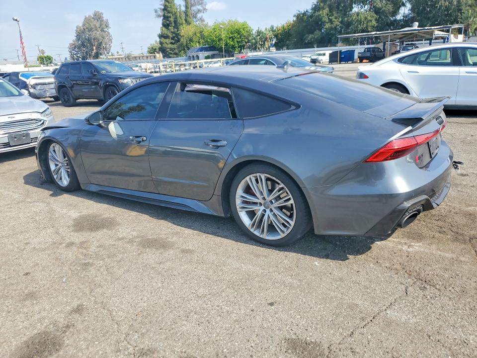 53319166 :رقم المزاد ، WUAPCBF27MN906541 vin ، 2021 Audi Rs7 مزاد بيع