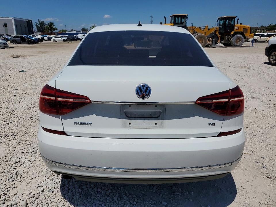 Продажа на аукционе авто 2017 Volkswagen Passat, vin: 1VWAT7A34HC002919, номер лота: 52783066