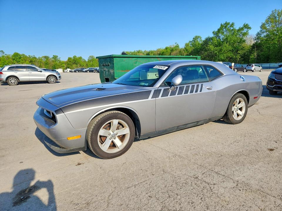 Auction sale of the 2013 Dodge Challenger, vin: 2C3CDYAG3DH674774, lot number: 52890426