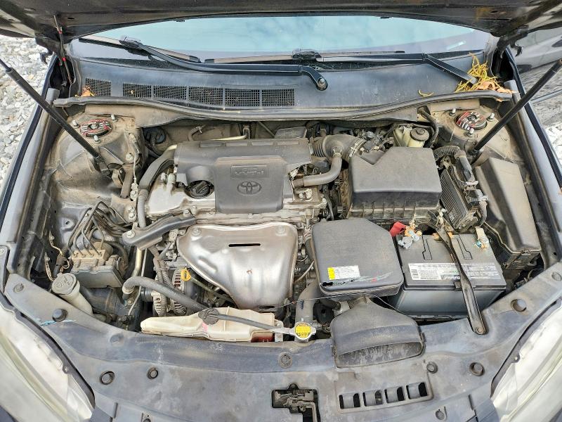 52319826 :رقم المزاد ، 4T1BF1FK3FU116067 vin ، 2015 Toyota Camry مزاد بيع