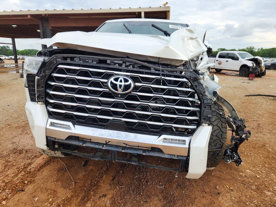 Продаж на аукціоні авто 2023 Toyota Tundra, vin: 5TFVC5DB7PX015201, номер лоту: 54427926