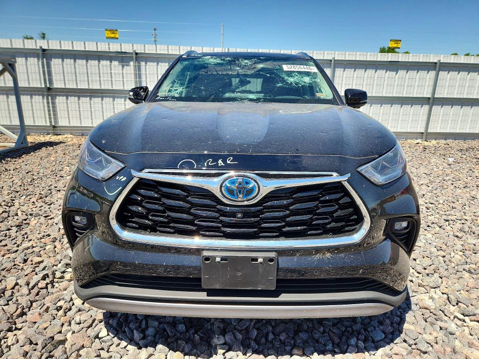 Продаж на аукціоні авто 2023 Toyota Highlander Hybrid, vin: 5TDEBRCH9PS129786, номер лоту: 52856446