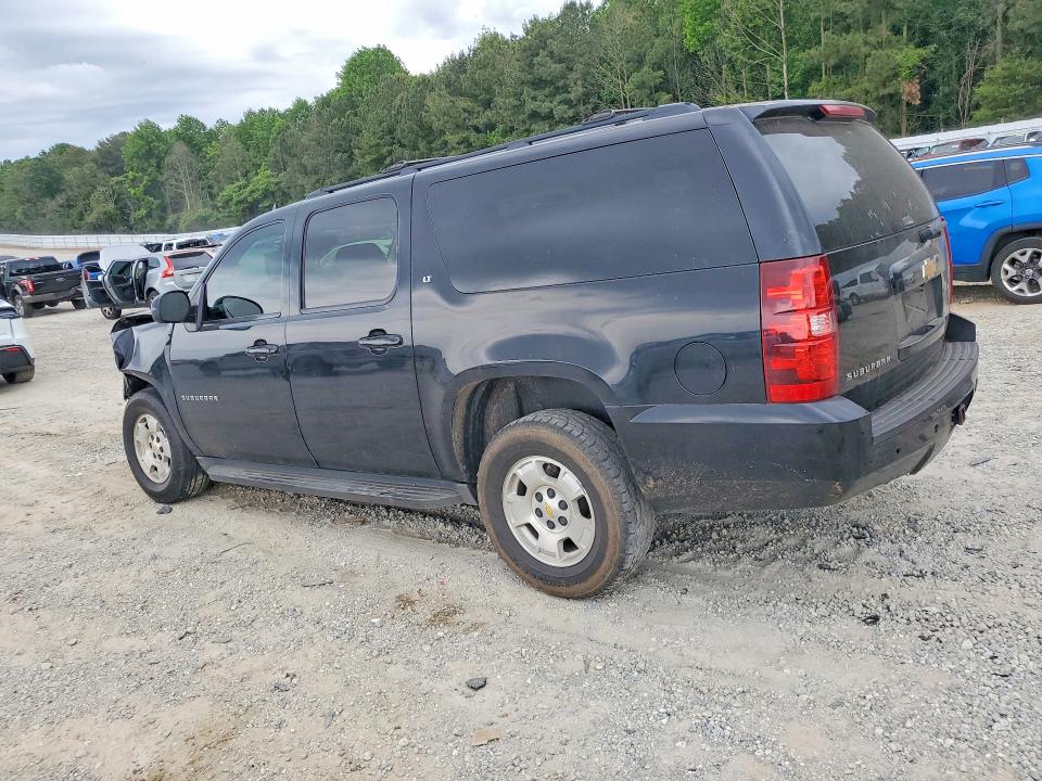 52392736 :رقم المزاد ، 1GNSCJE06BR103945 vin ، 2011 Chev Suburban مزاد بيع