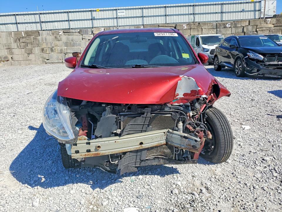 52941196 :رقم المزاد ، 3N1CN7AP0JL864119 vin ، 2018 Nissan Versa مزاد بيع