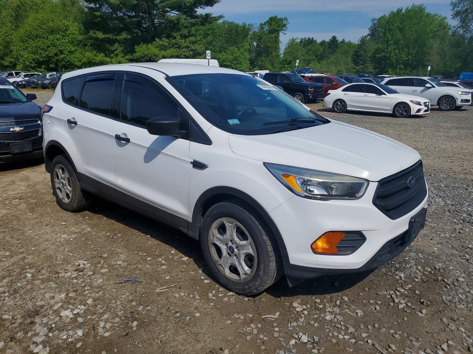 2017 Ford Escape მანქანა იყიდება აუქციონზე, vin: 1FMCU0F78HUE27593, აუქციონის ნომერი: 54399096
