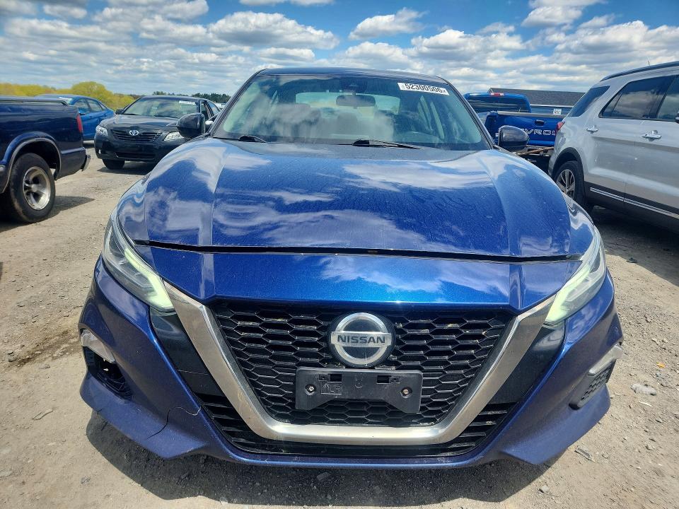 Продаж на аукціоні авто 2020 Nissan Altima, vin: 1N4BL4CW6LC174736, номер лоту: 52300506