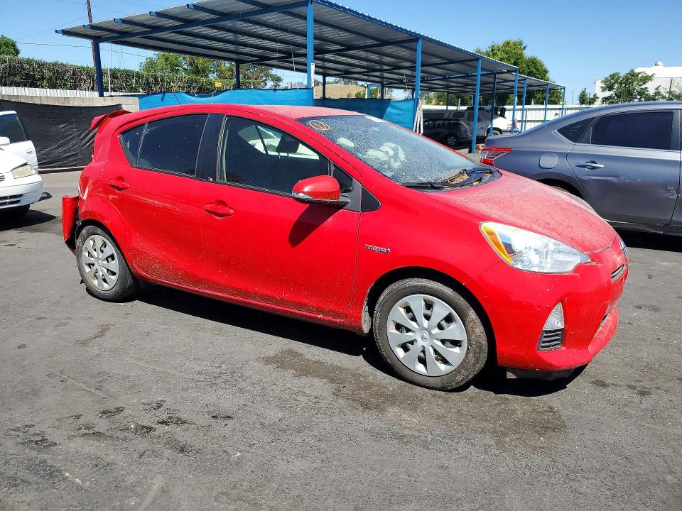 53245446 :رقم المزاد ، JTDKDTB30C1515441 vin ، 2012 Toyota Prius C مزاد بيع