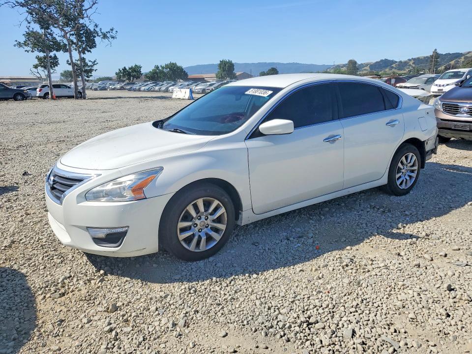 Auction sale of the 2015 Nissan Altima, vin: 1N4AL3AP6FC459832, lot number: 51881036