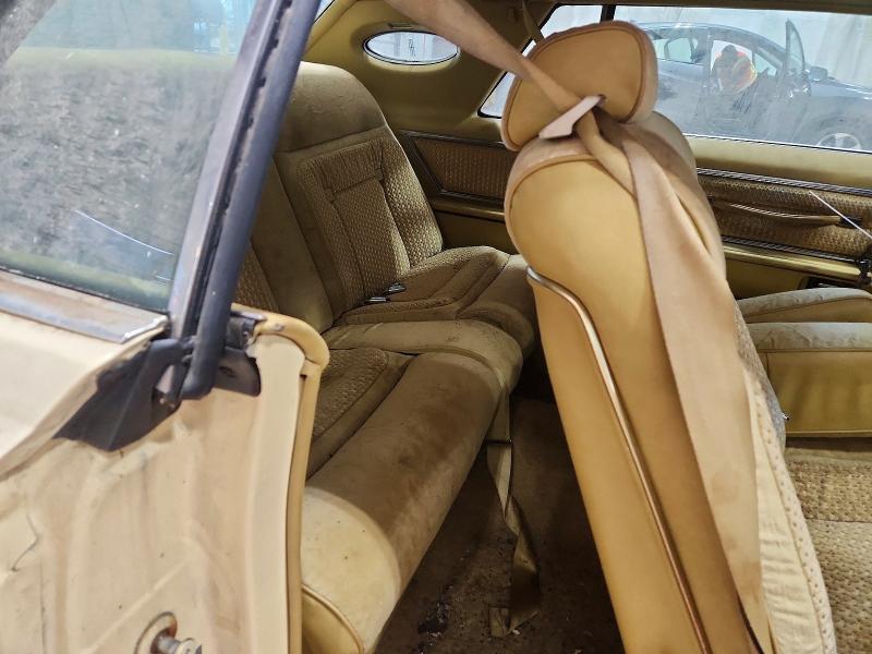 53457116 :رقم المزاد ، 7Y89A884092 vin ، 1977 Lincoln Continental مزاد بيع