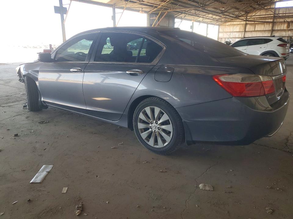 Auction sale of the 2015 Honda Accord, vin: 1HGCR2F88FA071060, lot number: 55077906