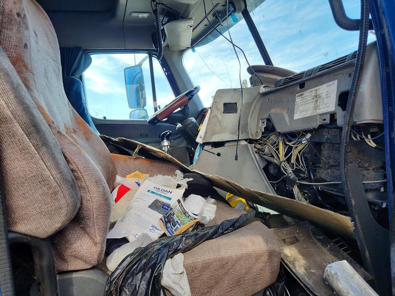 2007 Freightliner Columbia მანქანა იყიდება აუქციონზე, vin: 1FUJA6CK07LW82946, აუქციონის ნომერი: 53511256