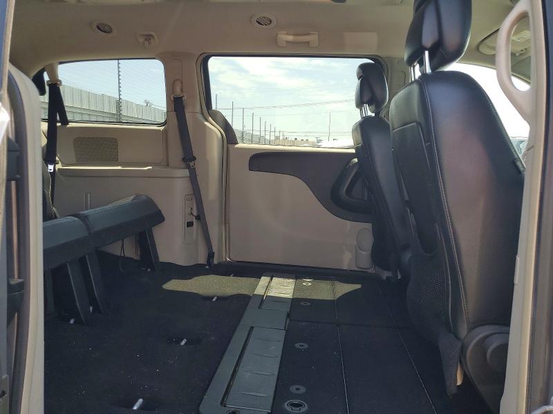 53467876 :رقم المزاد ، 2C4RC1BG8DR630052 vin ، 2013 Chrysler Town & Country مزاد بيع