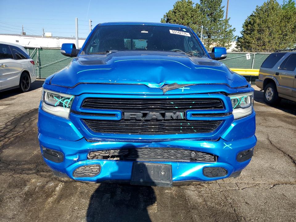 53142176 :رقم المزاد ، 1C6SRFJT8MN525639 vin ، 2021 Ram 1500 مزاد بيع