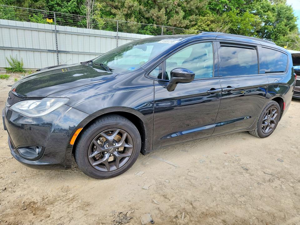 51600396 :رقم المزاد ، 2C4RC1BG6KR609634 vin ، 2019 Chrysler Pacifica مزاد بيع