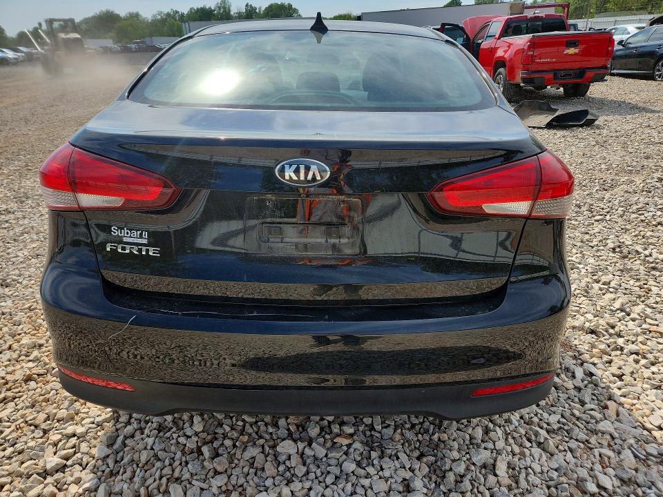 52391696 :رقم المزاد ، 3KPFL4A77HE045363 vin ، 2017 Kia Forte مزاد بيع