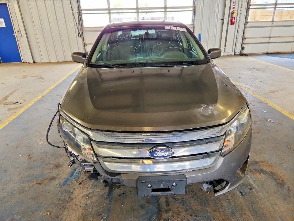 52002436 :رقم المزاد ، 3FAHP0JA4CR110954 vin ، 2012 Ford Fusion مزاد بيع