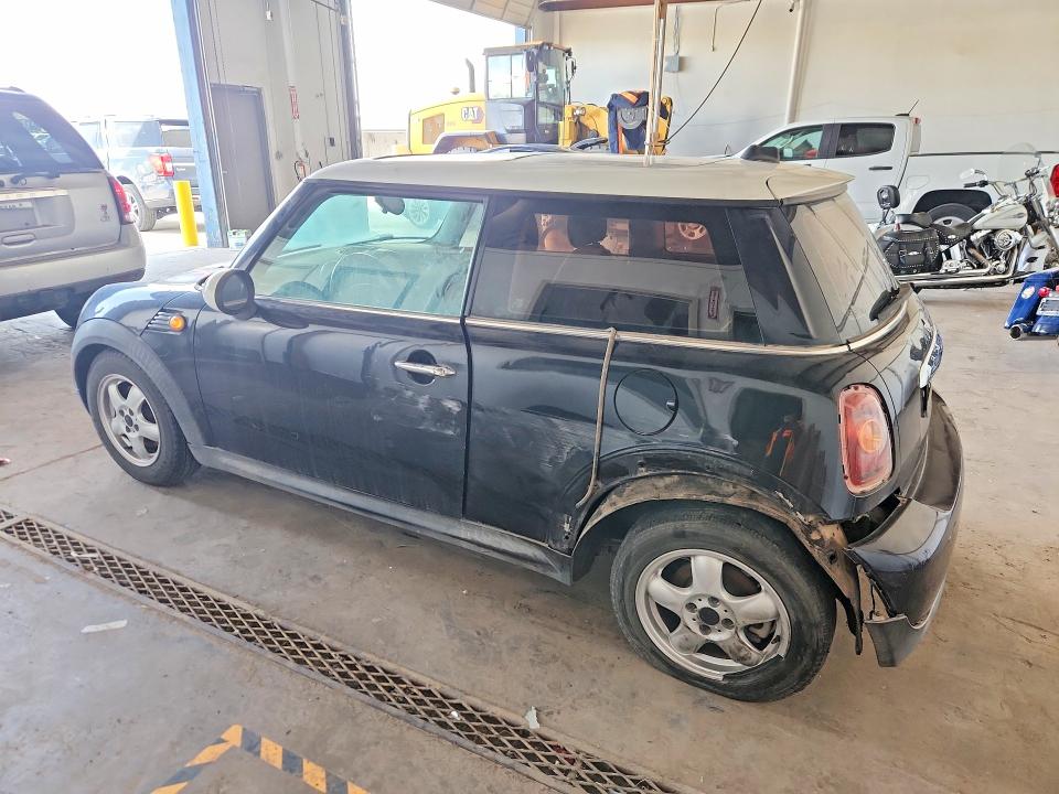53585796 :رقم المزاد ، WMWMF335X7TT50315 vin ، 2007 Mini Cooper Hardtop مزاد بيع