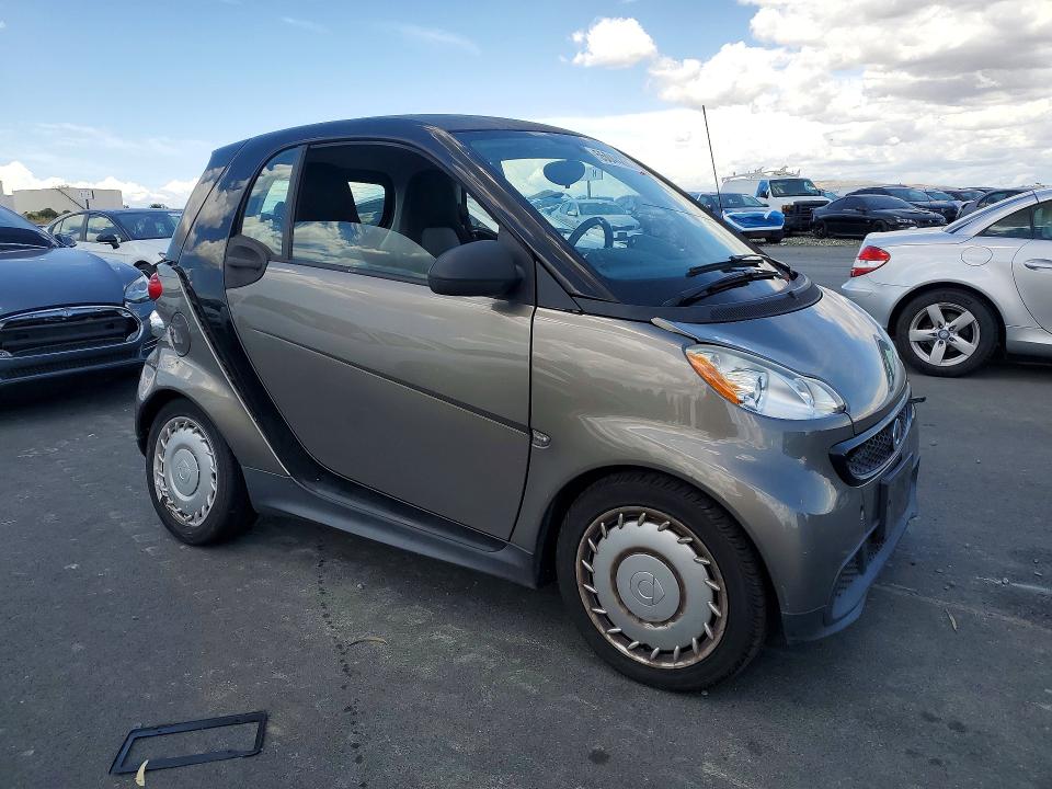 Продажа на аукционе авто 2013 Smart Fortwo, vin: WMEEJ3BA6DK613892, номер лота: 55044286