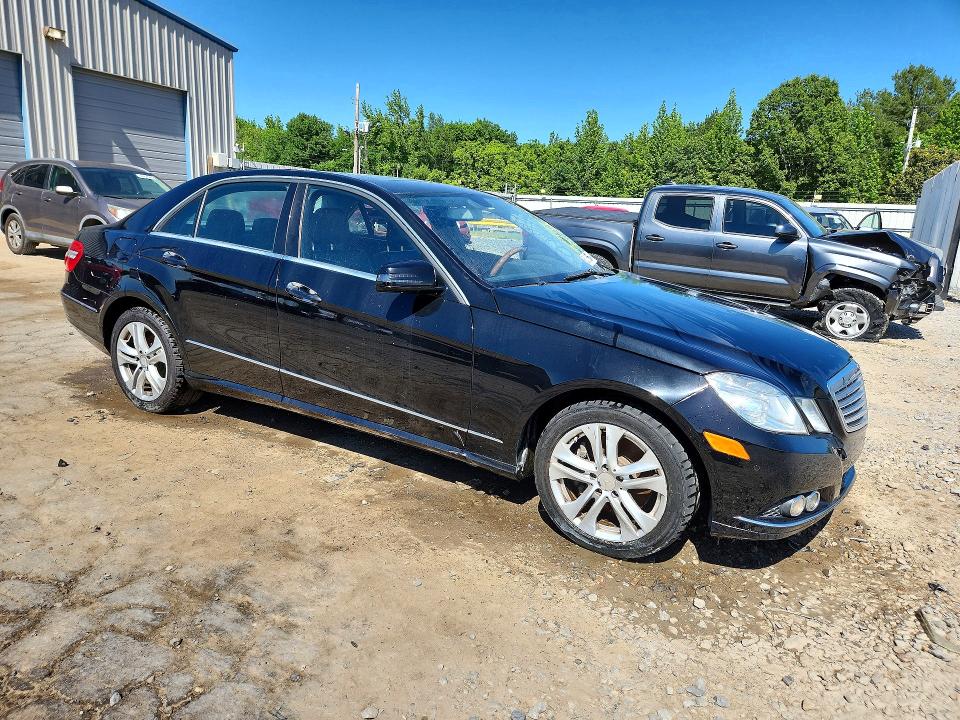 2011 Mercedes-benz E მანქანა იყიდება აუქციონზე, vin: WDDHF8HB9BA467703, აუქციონის ნომერი: 53202156