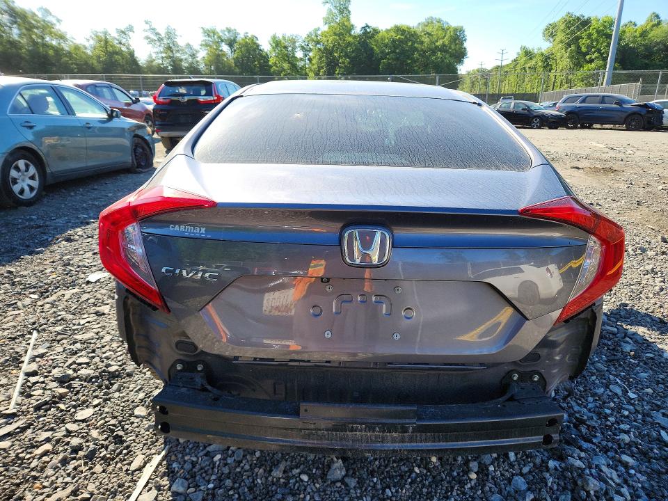 Продажа на аукционе авто 2018 Honda Civic, vin: 19XFC2F58JE013149, номер лота: 55249596