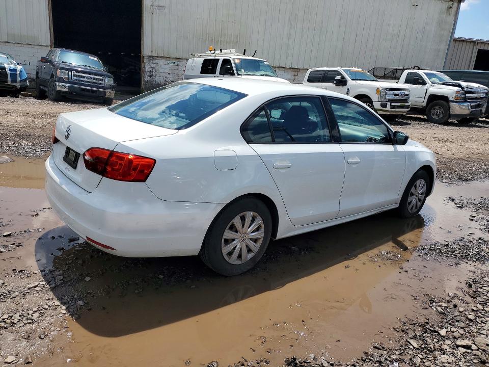 53723176 :رقم المزاد ، 3VW2K7AJXEM445172 vin ، 2014 Volkswagen Jetta مزاد بيع