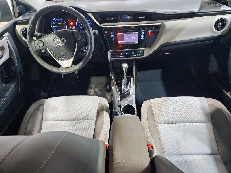 52764776 :رقم المزاد ، 5YFBURHE0JP844581 vin ، 2018 Toyota Corolla مزاد بيع