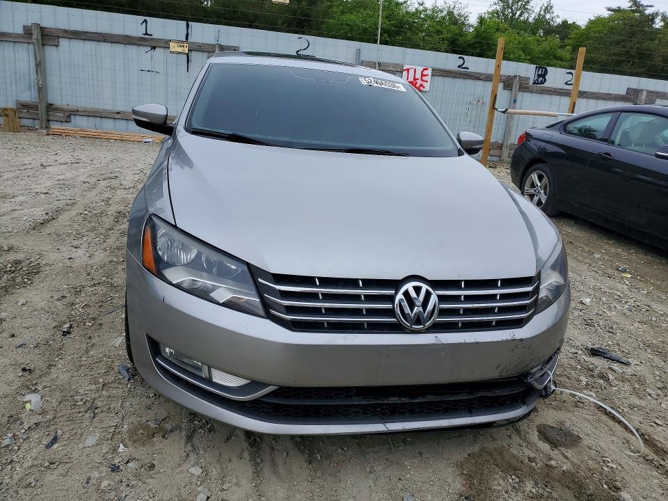 Продаж на аукціоні авто 2013 Volkswagen Passat, vin: 1VWCN7A38DC027951, номер лоту: 52466536