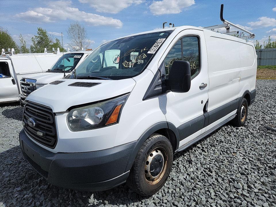 53992096 :رقم المزاد ، 1FTNE1ZM6FKA59764 vin ، 2015 Ford Transit مزاد بيع